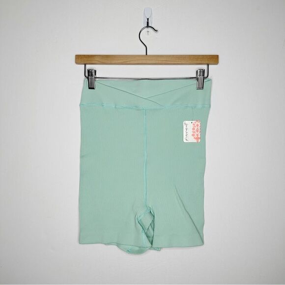 Free People FP Movement Free Throw High Rise Biker Shorts Mint Green Size M - Picture 3 of 9